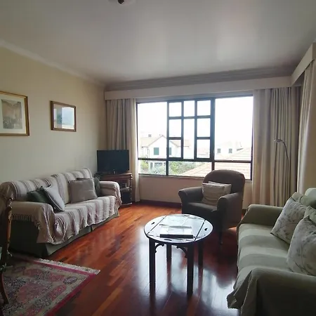 Ladeira Centro * Фуншал