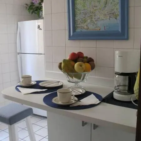 Ladeira Centro Apartment *