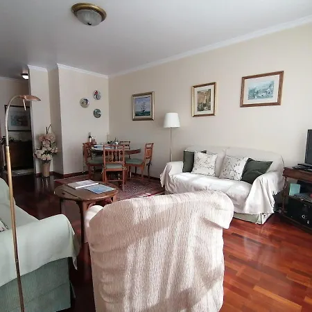 Ladeira Centro Apartment *